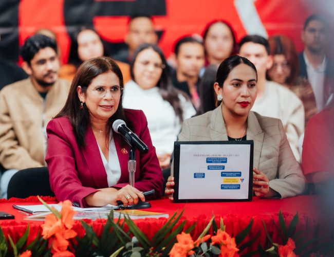 Ahead of Honduras Elections, LIBRE Intensifies Voucher Push